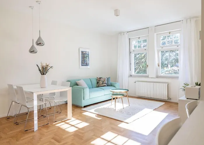 Italyescapes Emma 11 * 梅拉诺